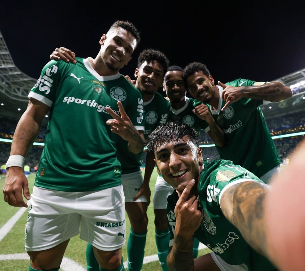 Palmeiras, de Vítor Castanheira, goleia e termina fase de grupos da Libertadores invicto