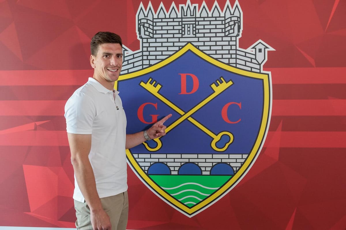 GD Chaves contrata defesa central campeão da II Liga