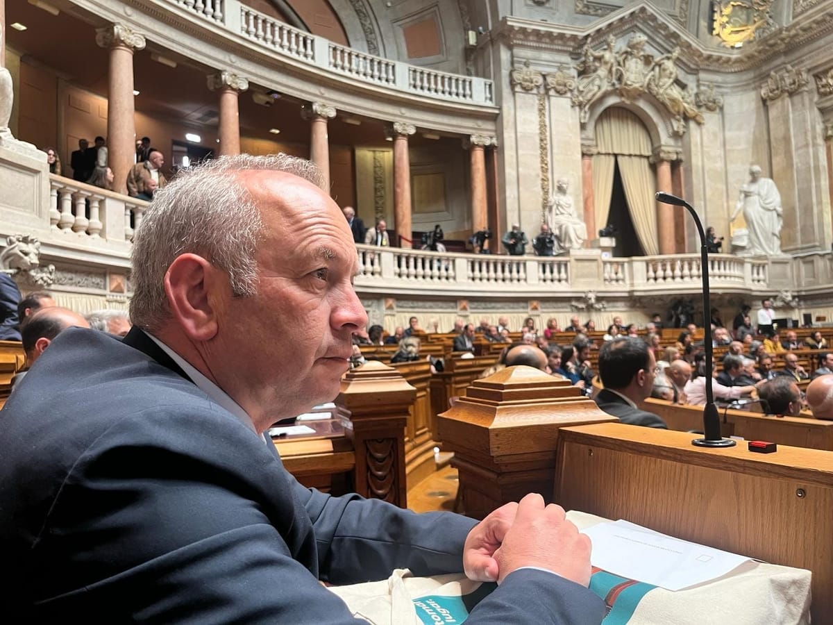 Alberto Machado retoma mandato como deputado da Assembleia da República