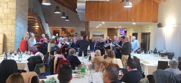 Orfeão Terras de Aguiar comemora 18 anos em jantar com muita amizade e convívio