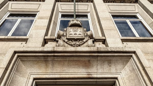 Agente da PSP de Chaves vê agravada pena por abuso de poder